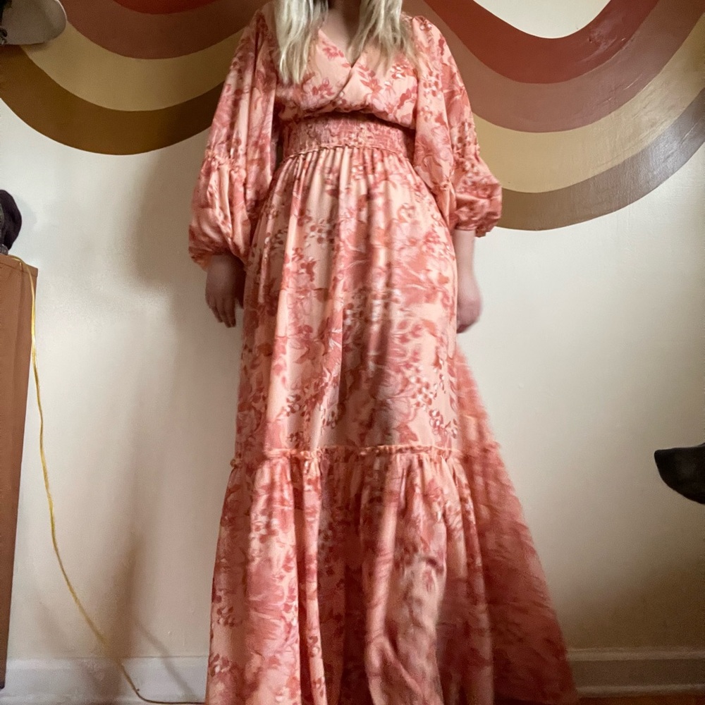 beautiful FLYING TOMATO peach/coral floor length dress, size small